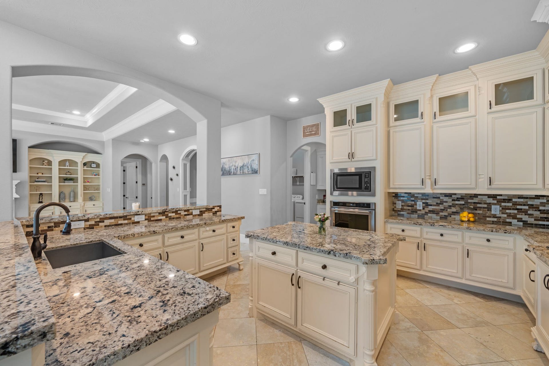 Gorgeous chefs kitchen perfect for cooking a meal and entertaining