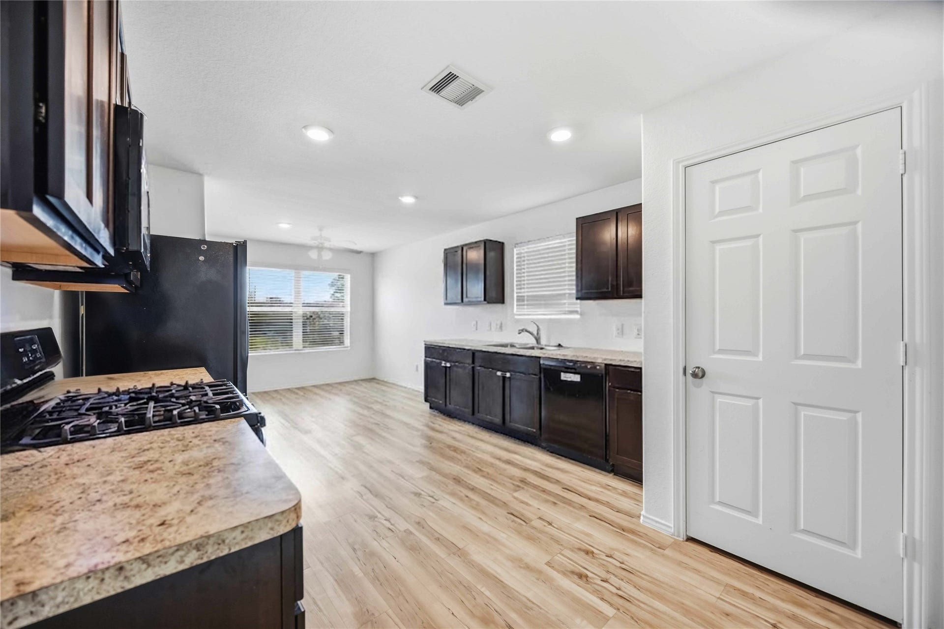 14502 Andover Birch Drive, Rosharon, TX 77583 14502 Andover Birch Drive, Rosharon, TX 77583