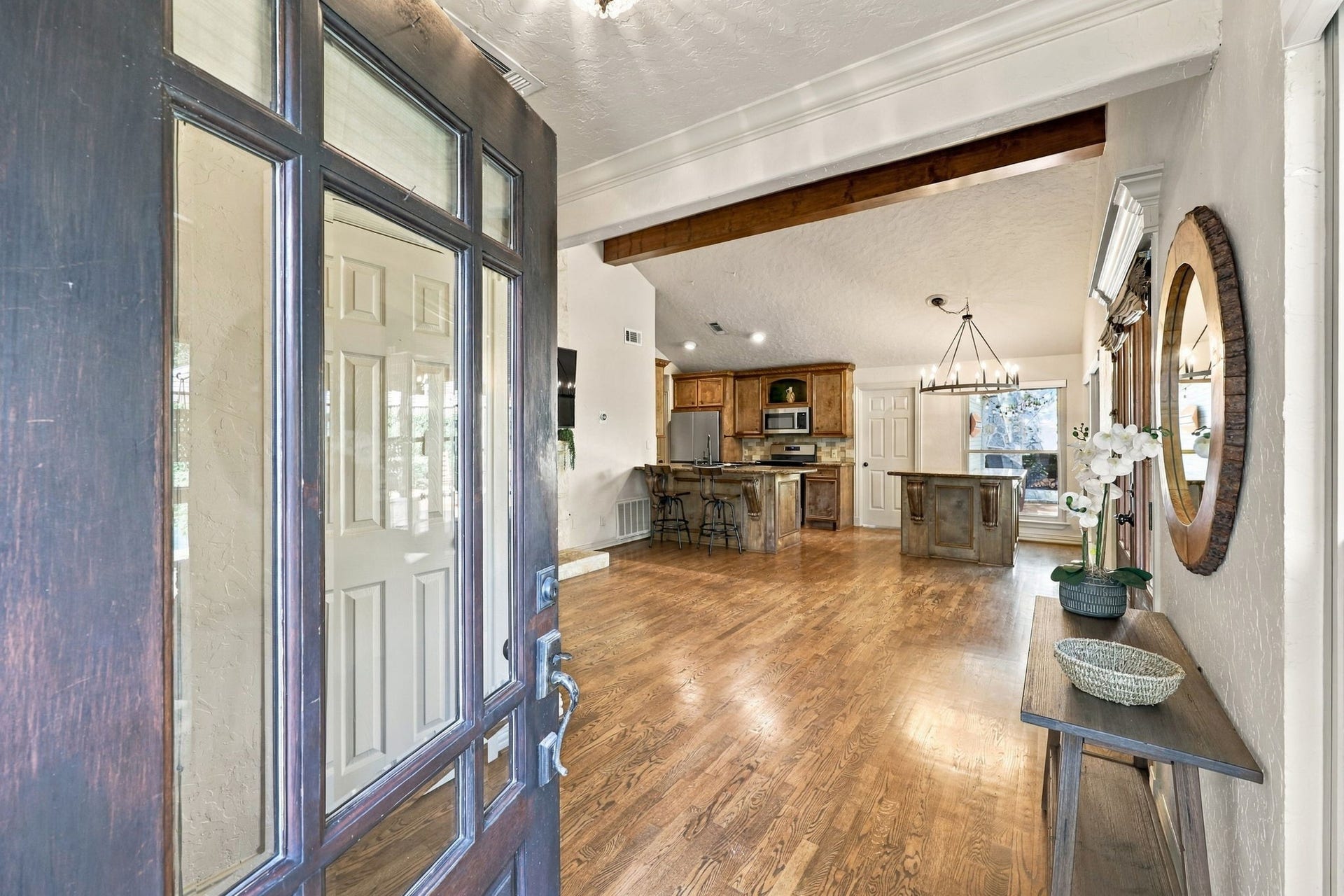 30 Bitterwood Circle, The Woodlands, TX 77381 30 Bitterwood Circle, The Woodlands, TX 77381