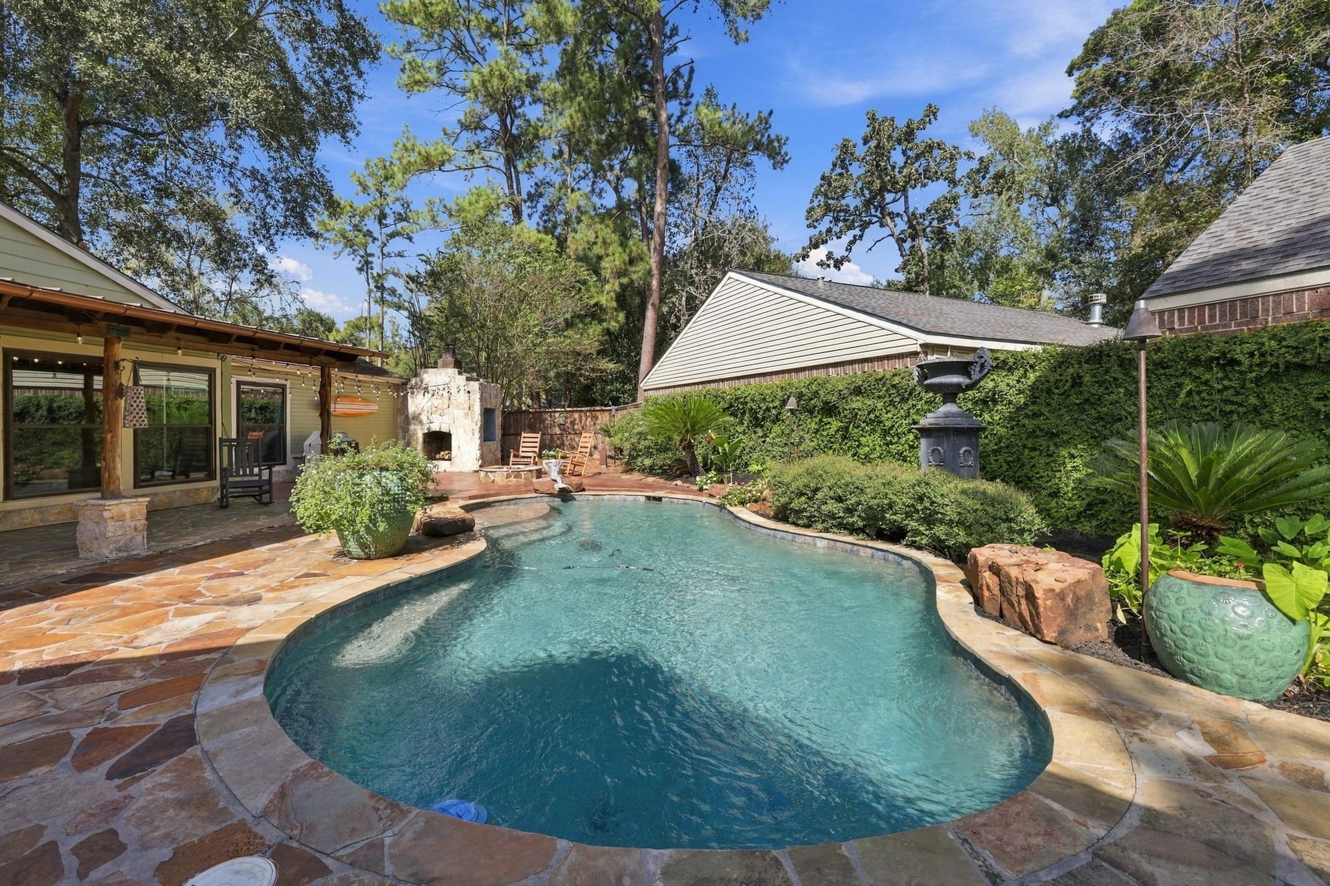 30 Bitterwood Circle, The Woodlands, TX 77381 30 Bitterwood Circle, The Woodlands, TX 77381