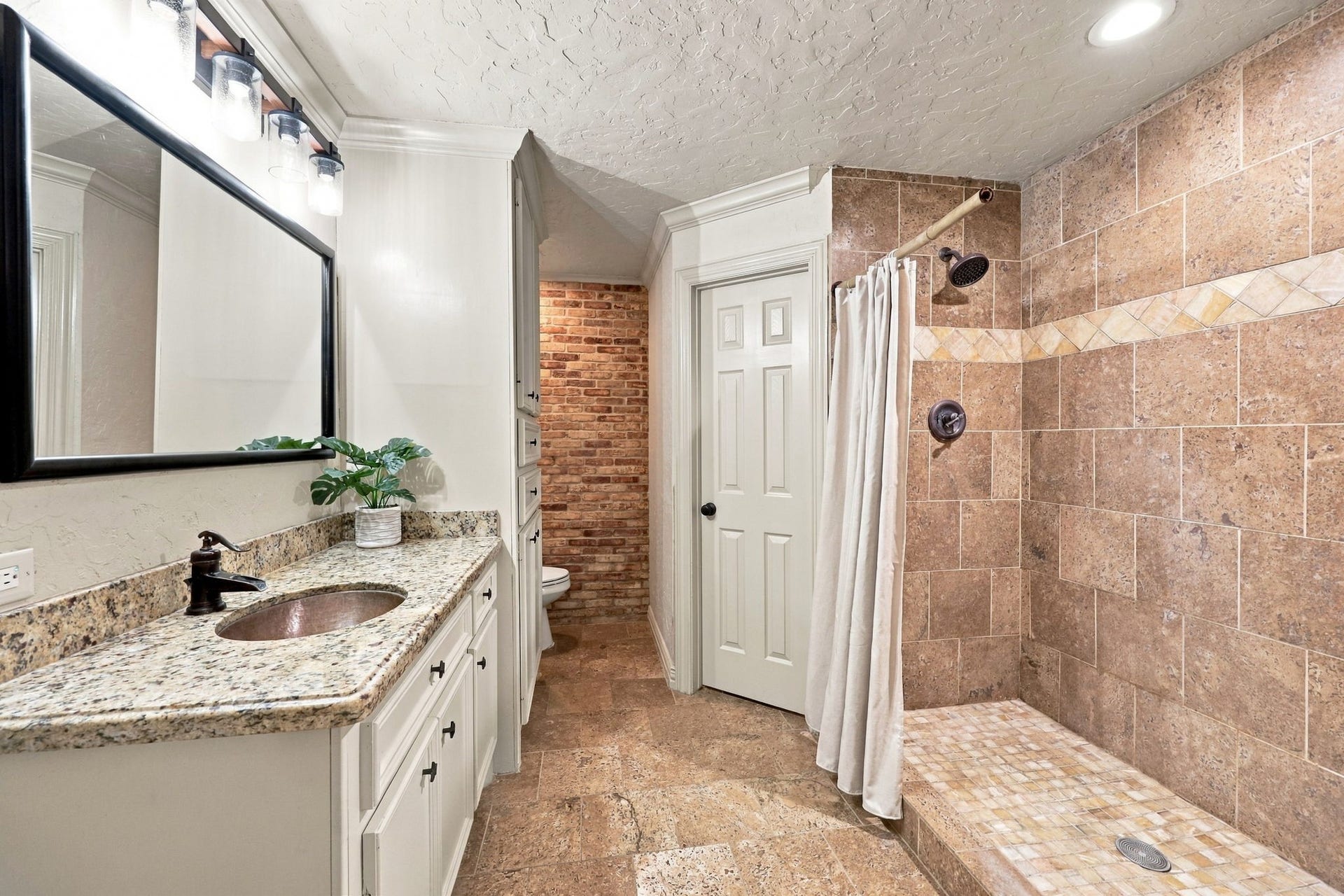 30 Bitterwood Circle, The Woodlands, TX 77381 Front Primary Bath with walk-in shower