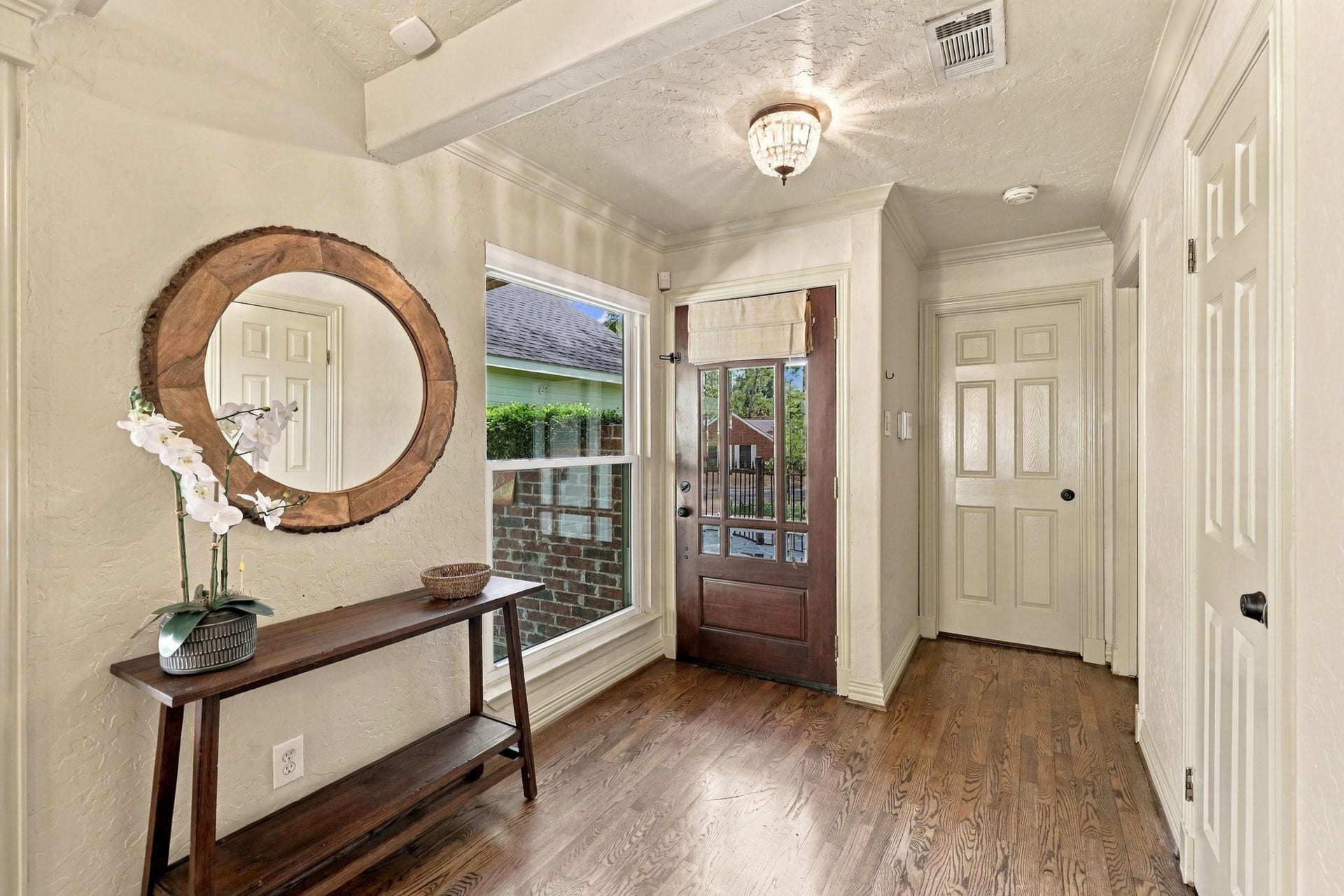 30 Bitterwood Circle, The Woodlands, TX 77381 30 Bitterwood Circle, The Woodlands, TX 77381