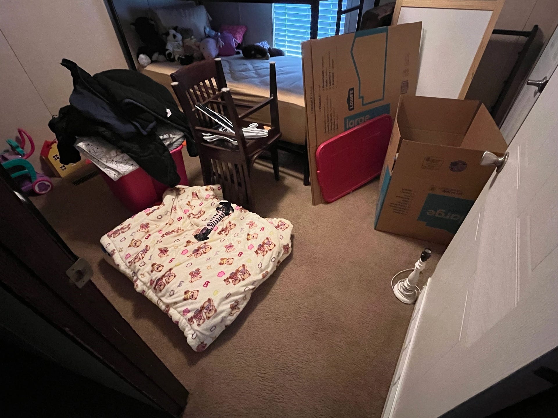 4715 3rd Street, Bacliff, TX 77518 The second guest room is large enough for bunks or a full-size bed. Both guest rooms have closets.