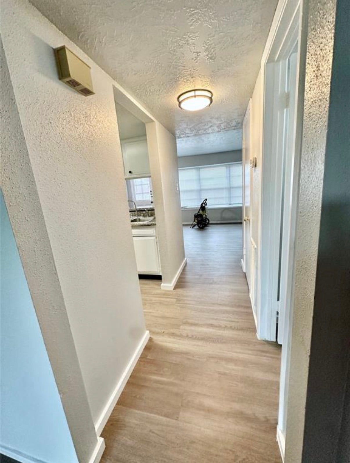 3860 Laura Leigh Drive, Friendswood, TX 77546 3860 Laura Leigh Drive, Friendswood, TX 77546