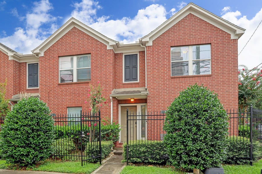 Property photo for 2937 W Dallas Street, Houston, TX
