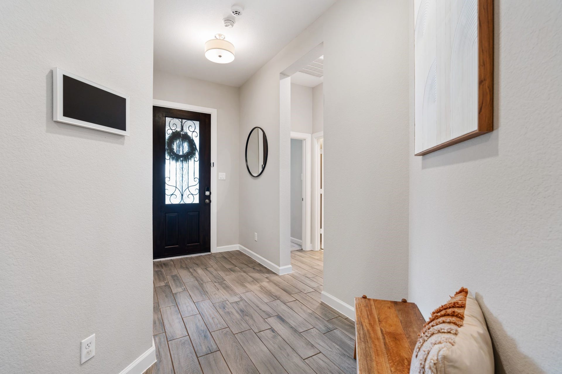A beautiful entryway welcomes your guests.