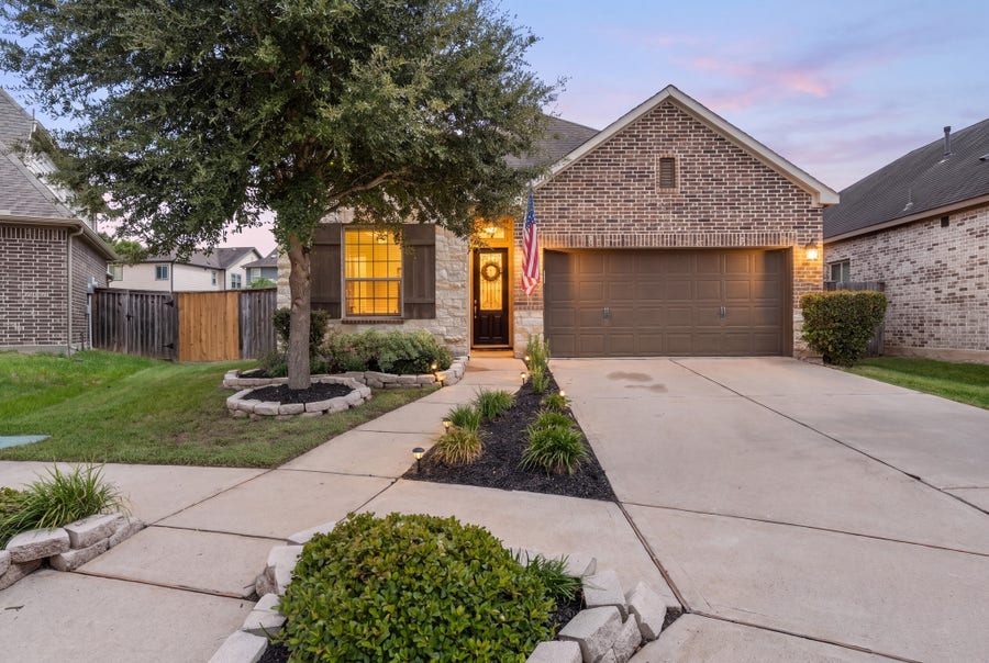 Property photo for 6034 Daggerwing Way, Missouri City, TX