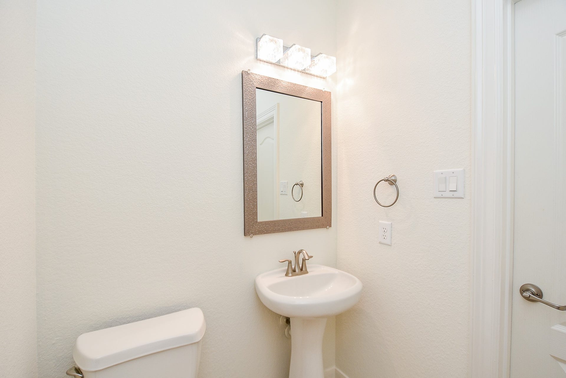14603 Azalea Walk Lane, Houston, TX 77044 14603 Azalea Walk Lane, Houston, TX 77044