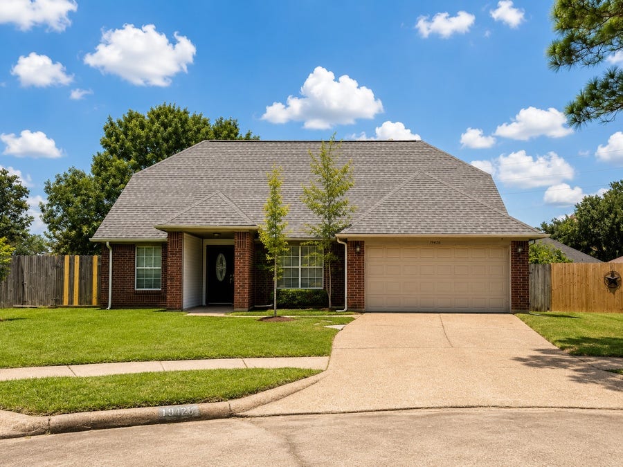 Property photo for 19426 Wildoats Drive, Katy, TX
