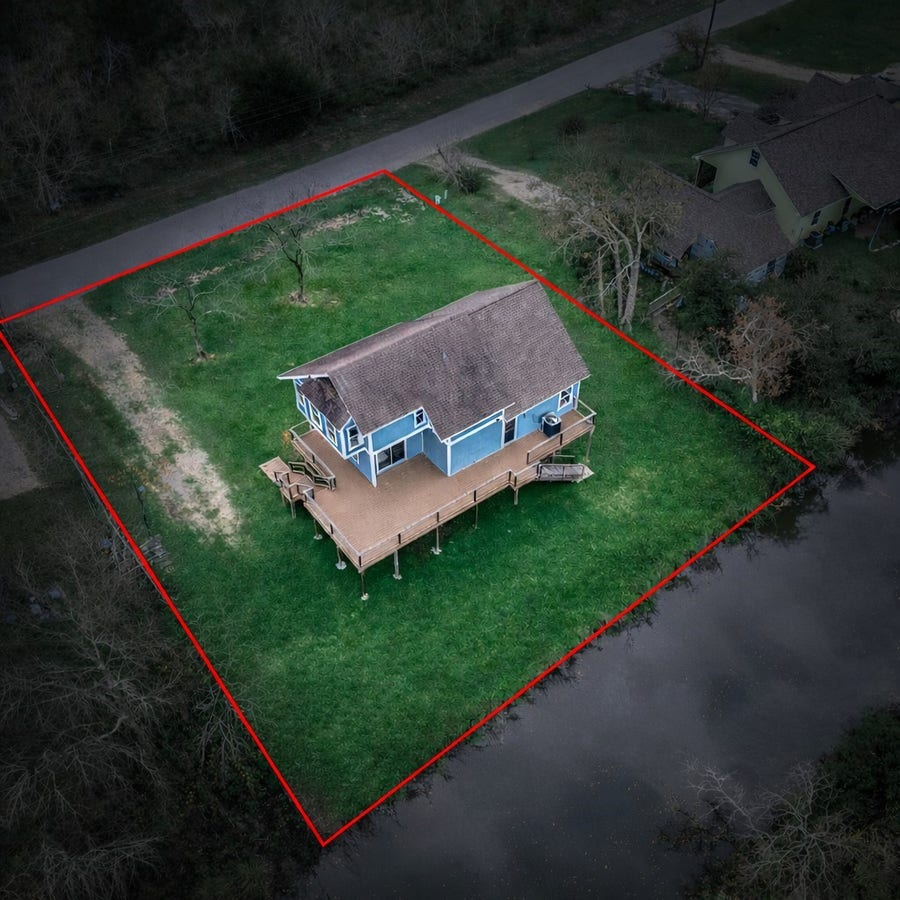 Property photo for 12827 Sandpiper Road, Angleton, TX