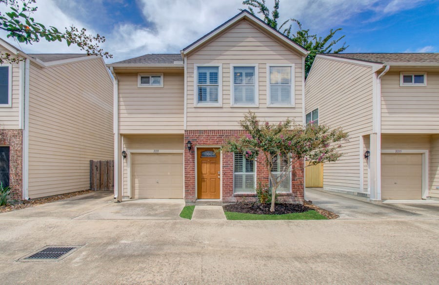 Property photo for 2211 Naomi Street, Houston, TX
