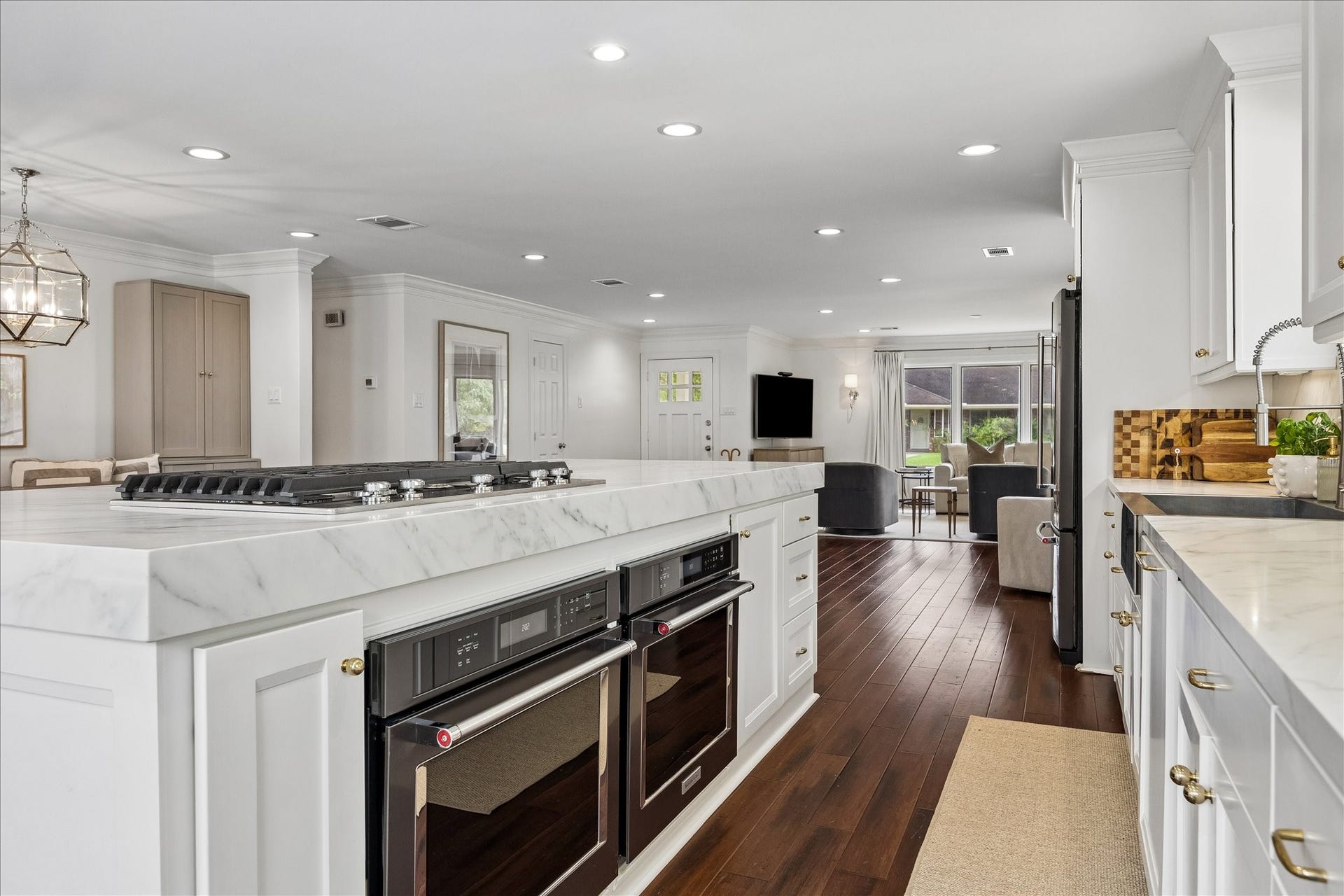 3702 Linkwood Drive, Houston, TX 77025 3702 Linkwood Drive, Houston, TX 77025