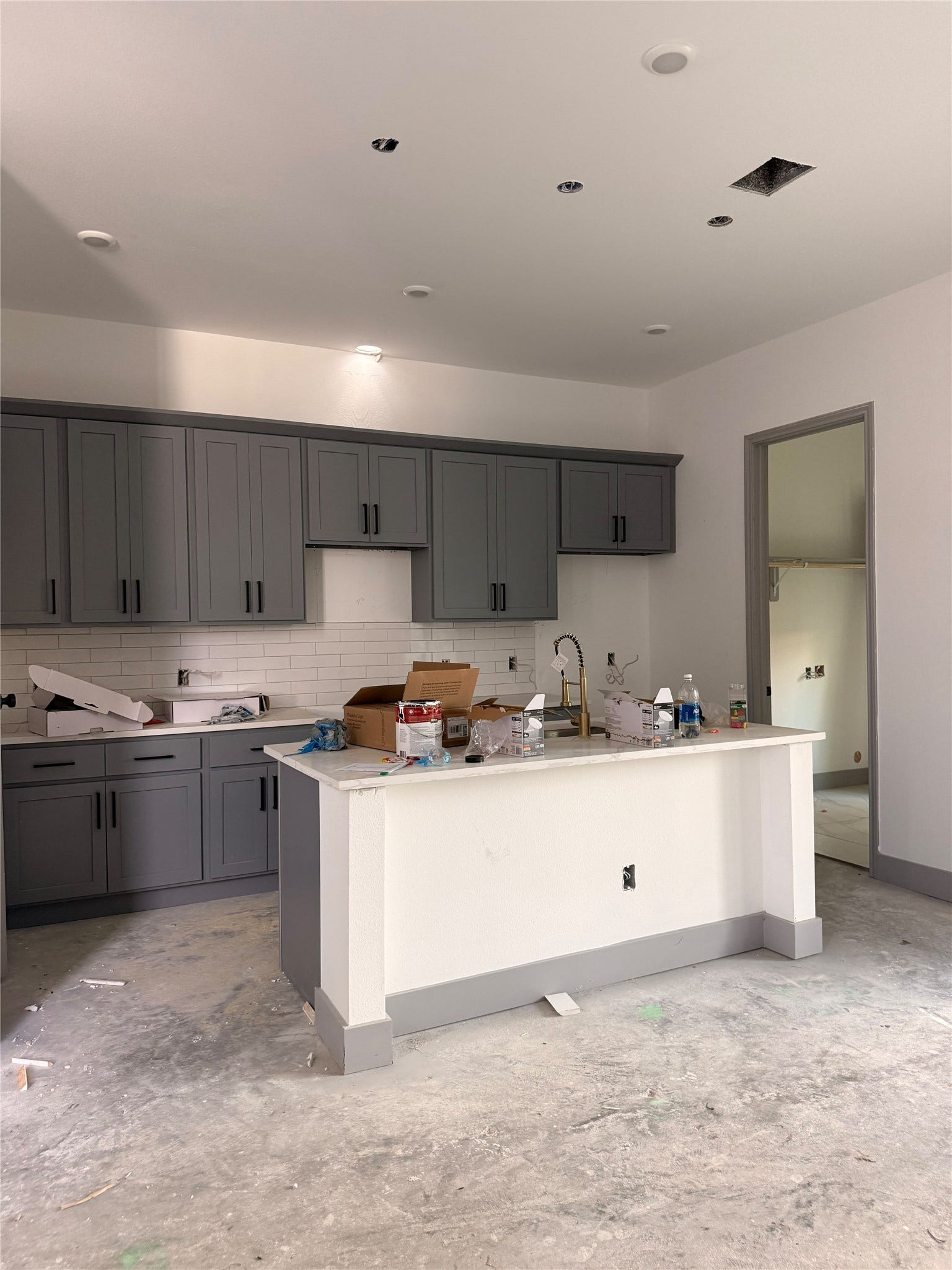 7916 Attwater Street, Houston, TX 77028 7916 Attwater Street, Houston, TX 77028