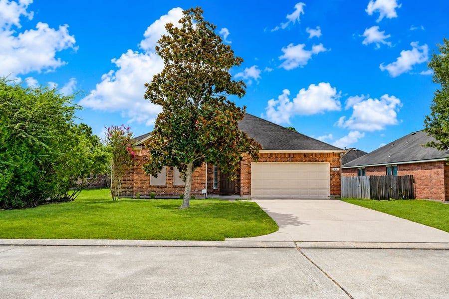 Property photo for 952 Crannog Way, Conroe, TX