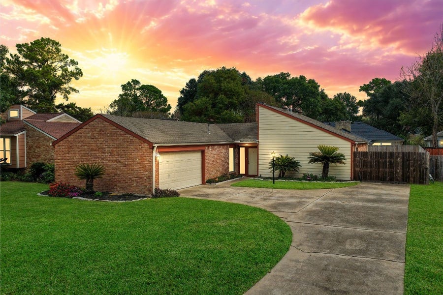 Property photo for 8126 Ivan Reid Drive, Houston, TX