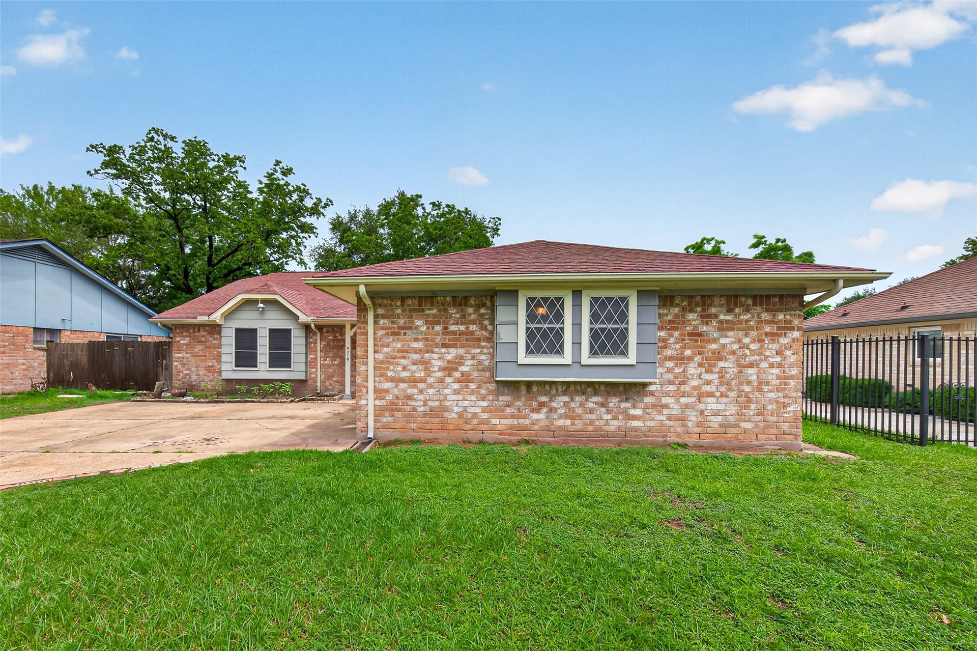 9318 Benning Drive, Houston, TX 77031 9318 Benning Drive, Houston, TX 77031