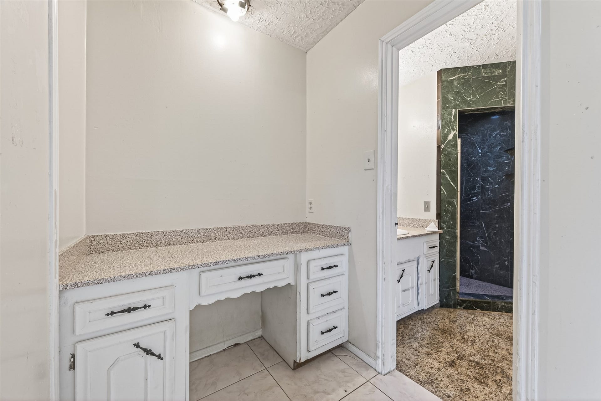 9318 Benning Drive, Houston, TX 77031 9318 Benning Drive, Houston, TX 77031