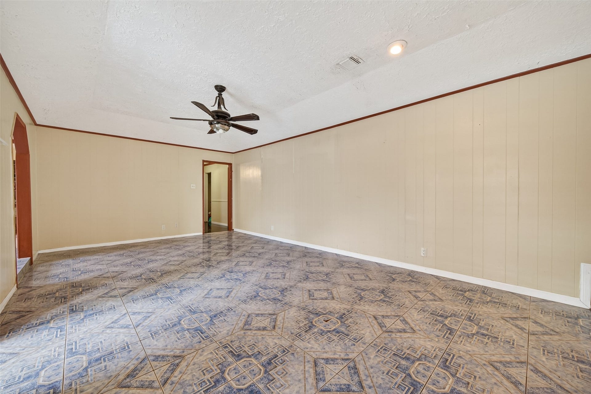 9318 Benning Drive, Houston, TX 77031 9318 Benning Drive, Houston, TX 77031