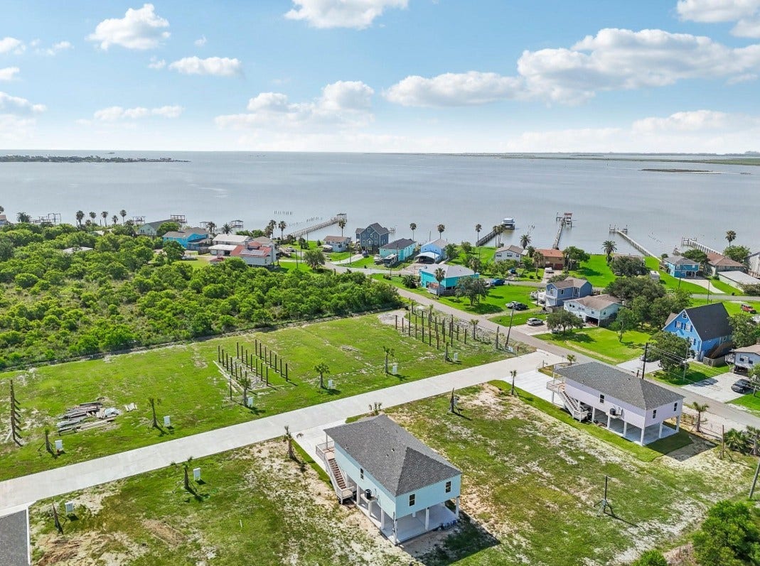 1342 Sapphire Palms Court, San Leon, TX 77539 1342 Sapphire Palms Court, San Leon, TX 77539