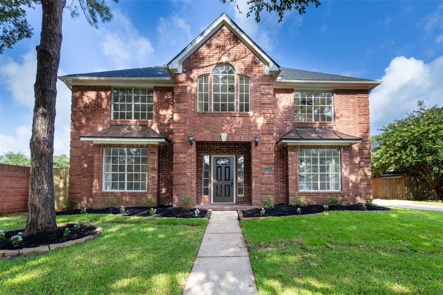 Property photo for 3230 Serene Oak Drive, Sugar Land, TX