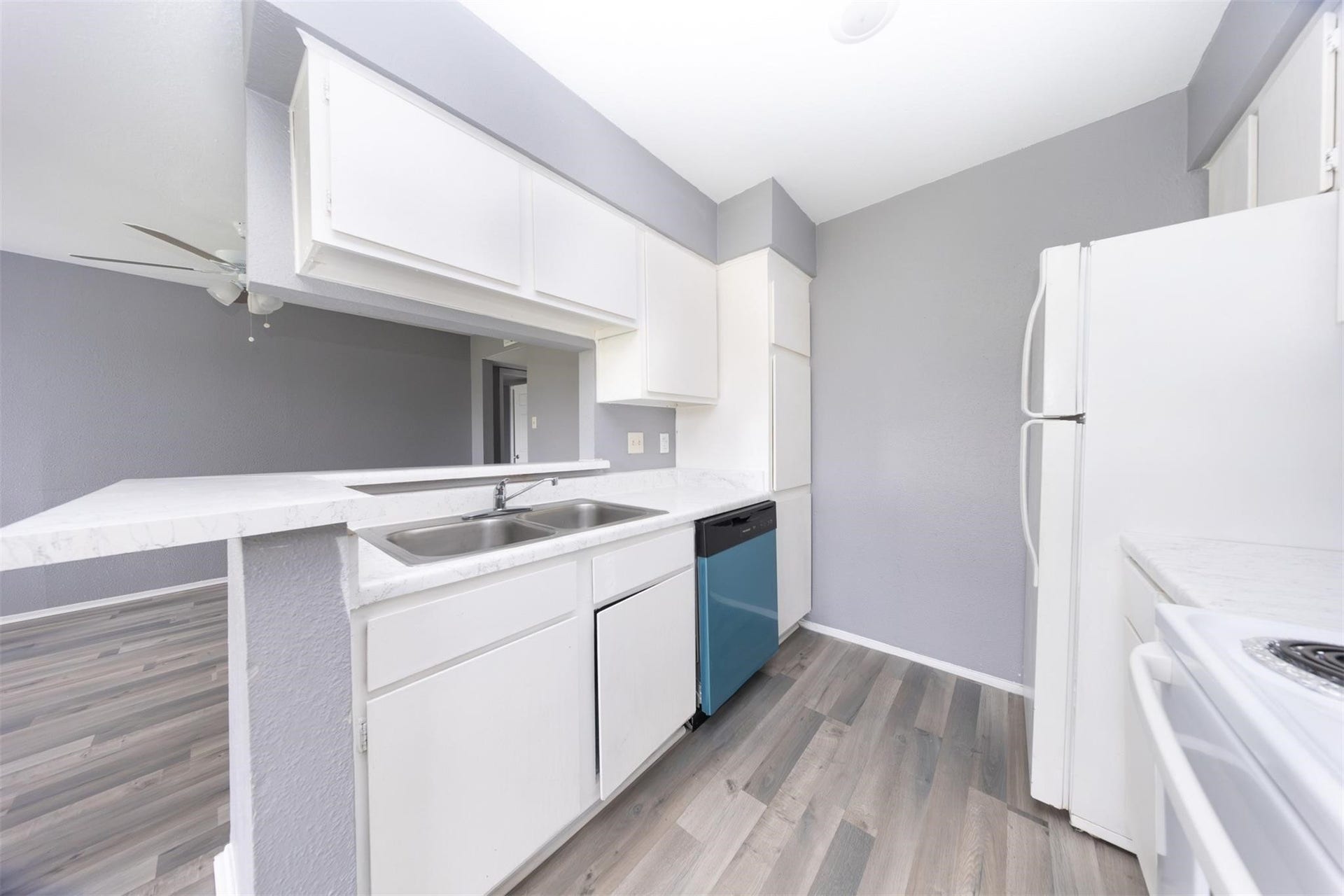 13480 S Thorntree Drive, #1206, Houston, TX 77015 13480 S Thorntree Drive, #1206, Houston, TX 77015