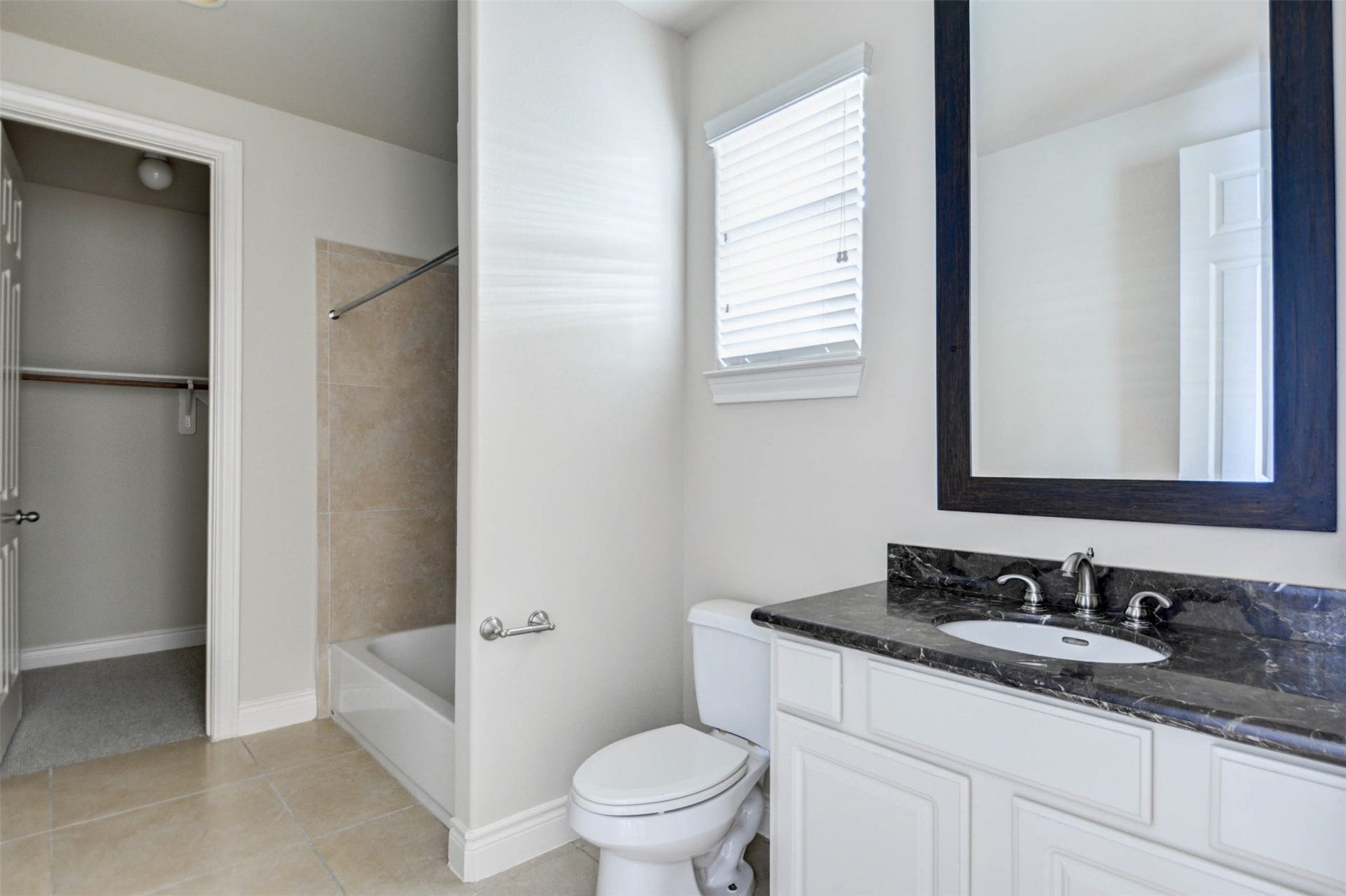 2731 Sherwin Street, Houston, TX 77007 2731 Sherwin Street, Houston, TX 77007
