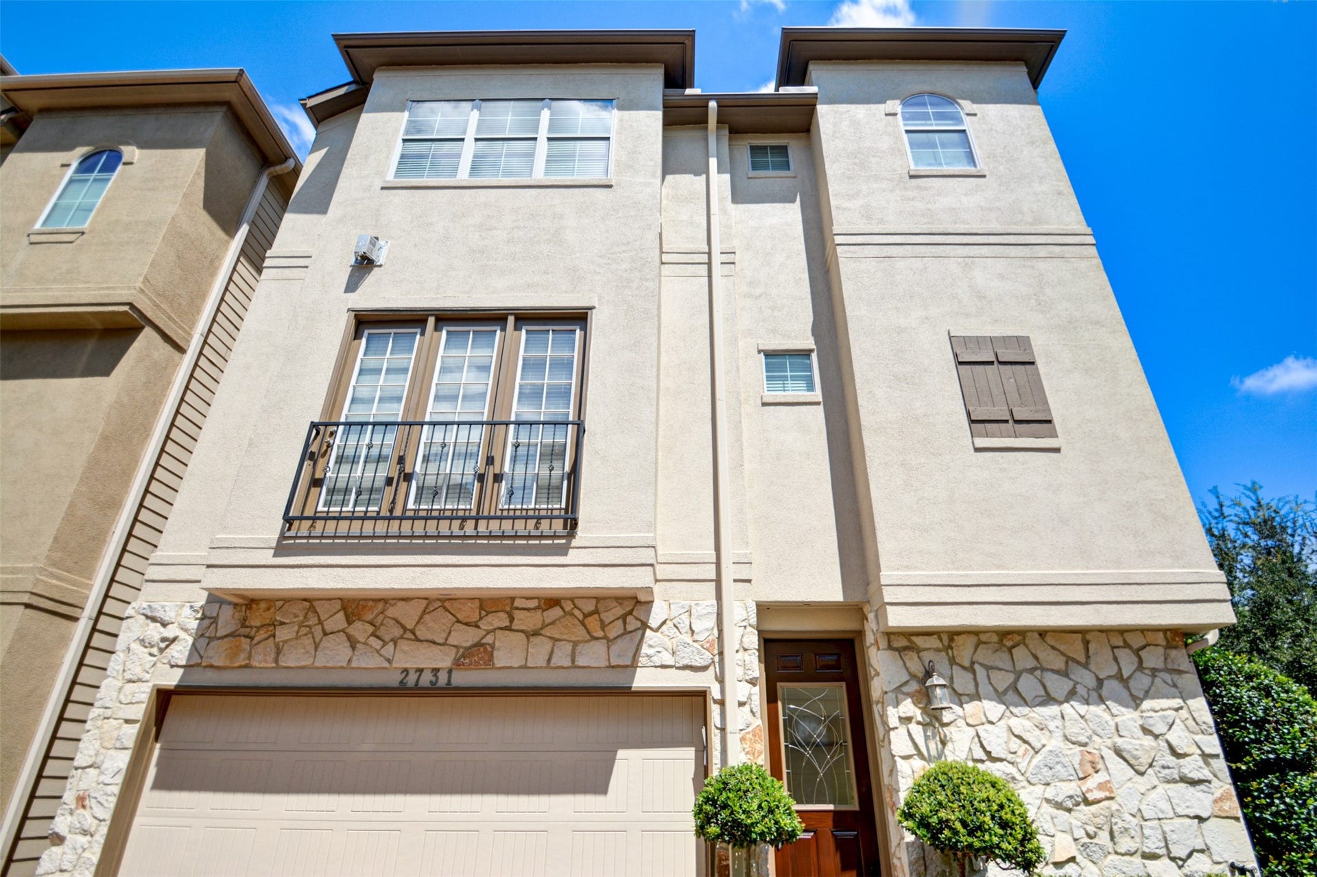 2731 Sherwin Street, Houston, TX 77007 2731 Sherwin Street, Houston, TX 77007