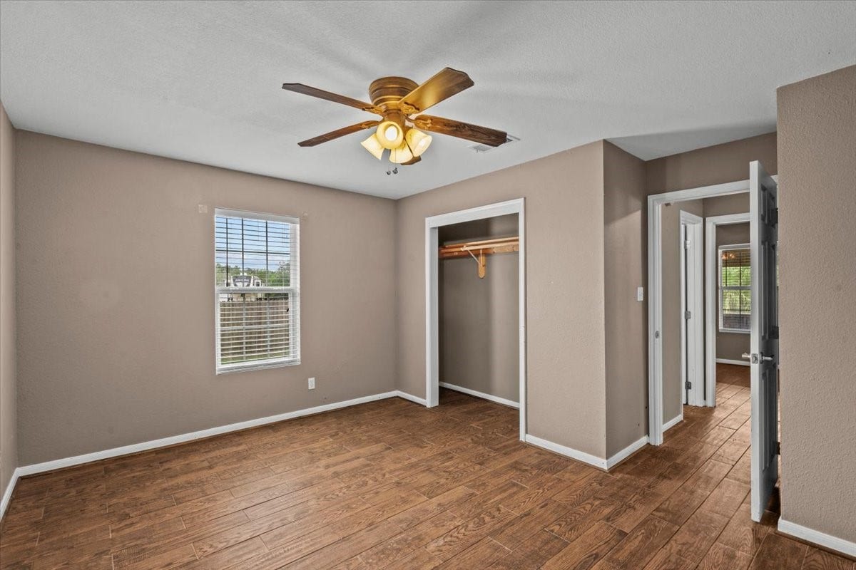 7228 Avenue R, Santa Fe, TX 77510 Secondary bedroom #1
