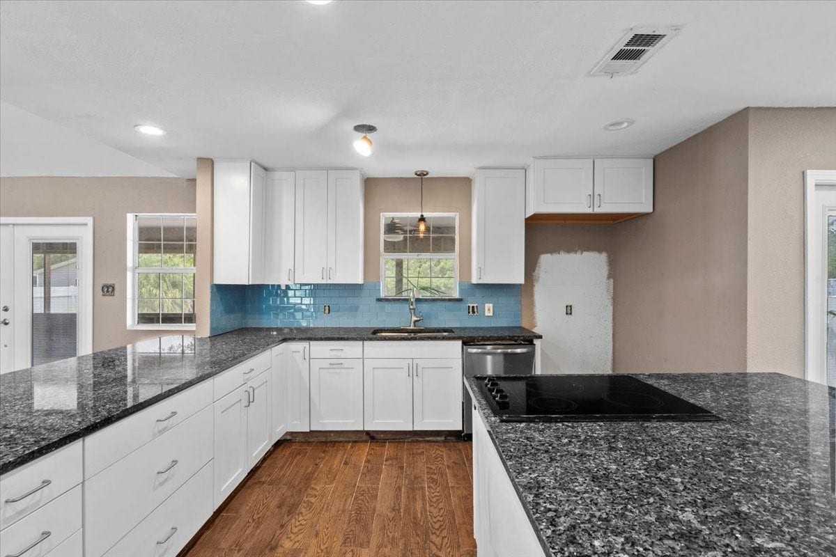 7228 Avenue R, Santa Fe, TX 77510 7228 Avenue R, Santa Fe, TX 77510
