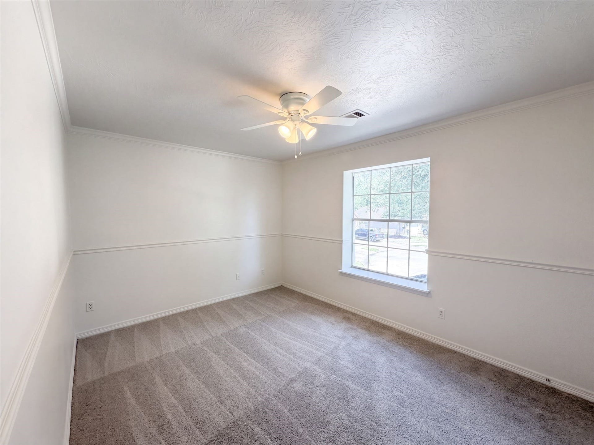 5002 Misty Lane, Pasadena, TX 77505