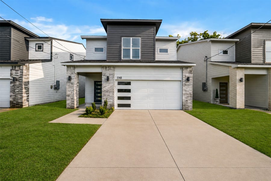 Property photo for 514 Melbourne Street, #B, Houston, TX