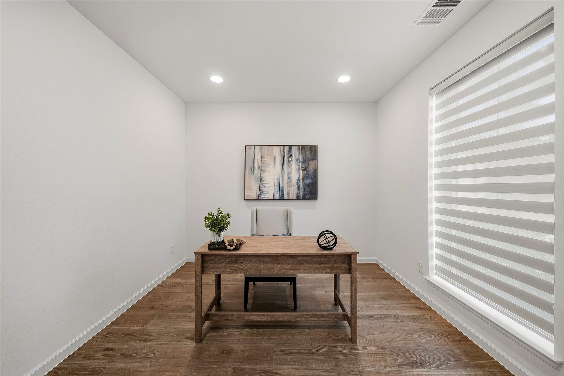 10606 Novy Grove Drive, Missouri City, TX 77459 So many of the upgrades in this home are not obvious...upgrades include: recessed lights throughout, CAT6 wiring and WiFi enabled "smart switches." just to name a few.