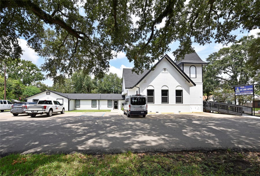 Property photo for 1220 Mulcahy Street, Rosenberg, TX