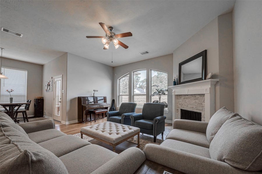 Property photo for 28314 Calaveras Lake Drive, Spring, TX