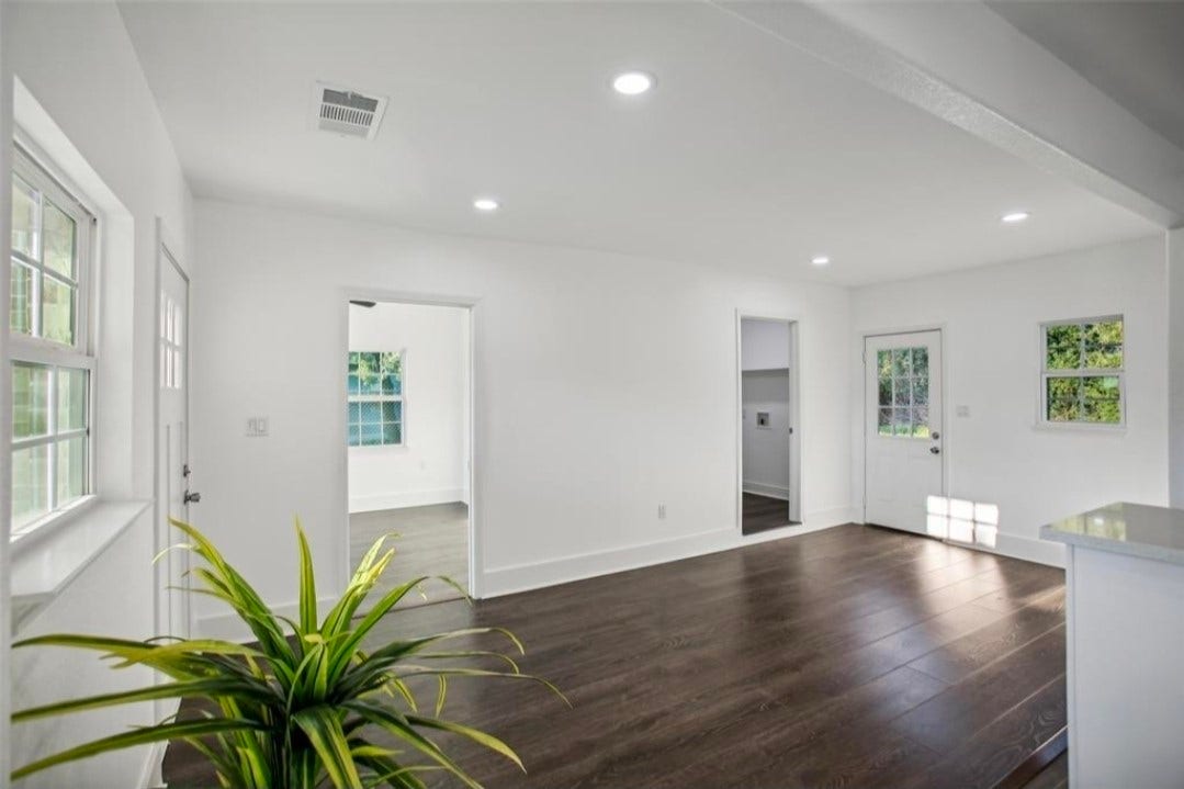 105 Lee Drive, La Marque, TX 77568 105 Lee Drive, La Marque, TX 77568