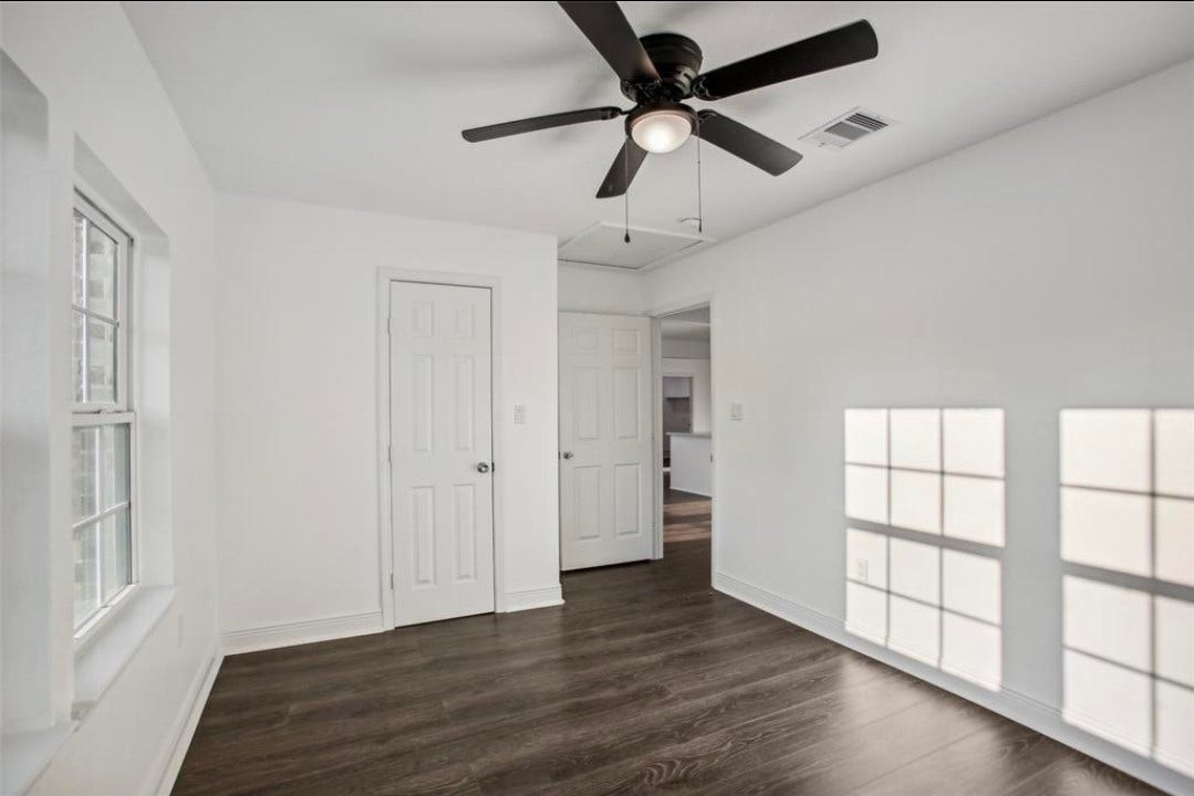 105 Lee Drive, La Marque, TX 77568 View of bedroom number two