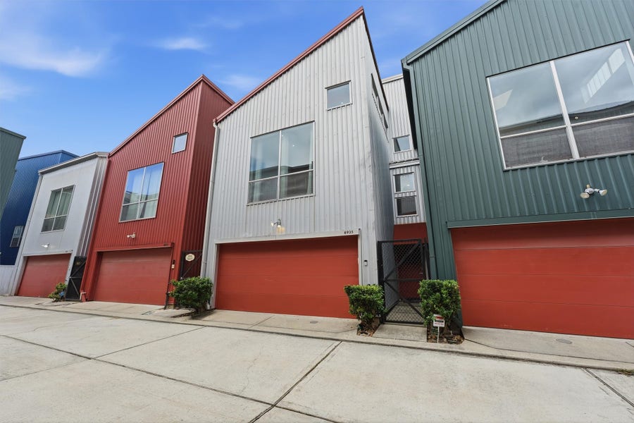 Property photo for 6935 Ardmore Street, Houston, TX