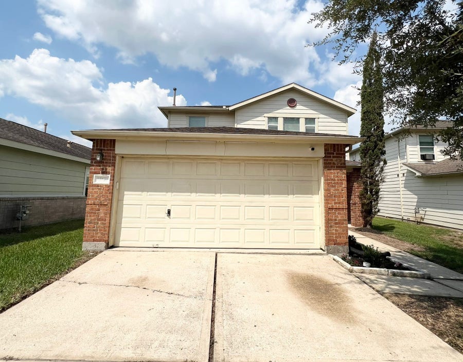 Property photo for 15623 Red Pine Ridge Way, Houston, TX