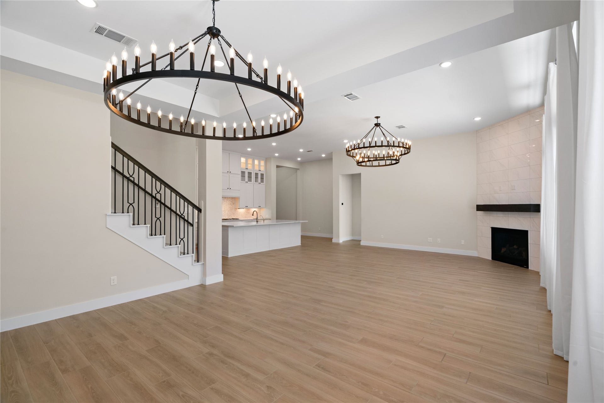 28058 Willow Glen Drive, Spring, TX 77386 28058 Willow Glen Drive, Spring, TX 77386