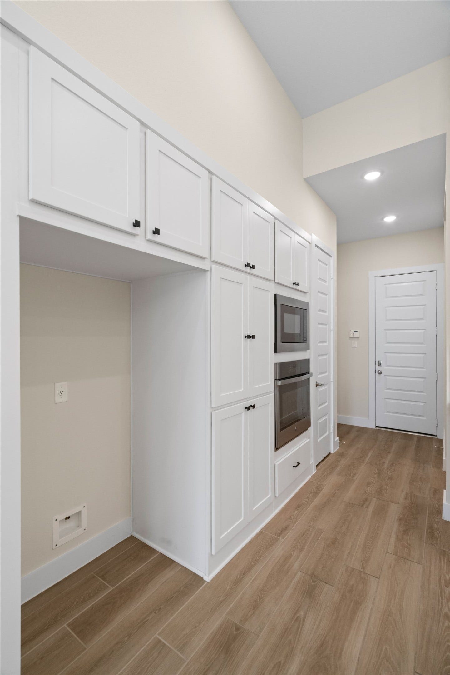 28058 Willow Glen Drive, Spring, TX 77386 28058 Willow Glen Drive, Spring, TX 77386
