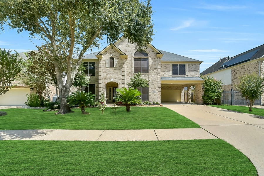 Property photo for 8326 Brighton Lake Lane, Houston, TX