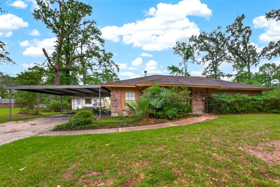Property photo for 262 Magnolia Road, Woodbranch, TX