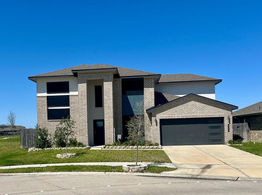 Property photo for 842 Dahlia Petal Drive, Missouri City, TX