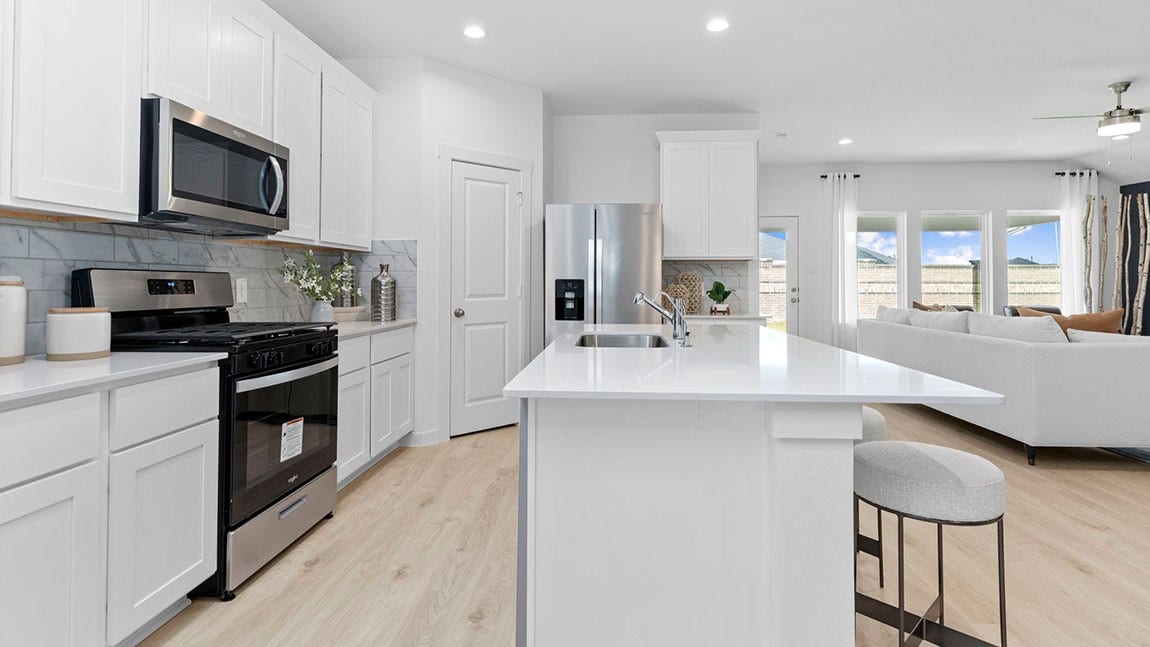 5015 Lemon Grove Drive, Rosenberg, TX 77469 *Images and 3D tour are for illustration only and options may vary from home as built.