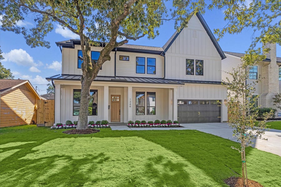 Property photo for 1339 Gardenia Drive, Houston, TX