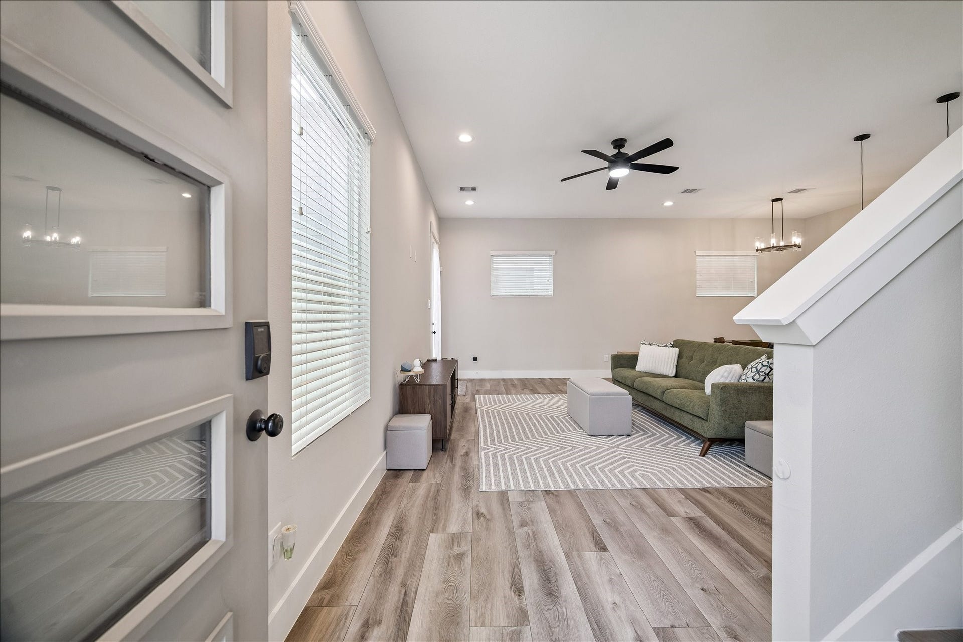 1193 W Tidwell Road, Houston, TX 77091 1193 W Tidwell Road, Houston, TX 77091