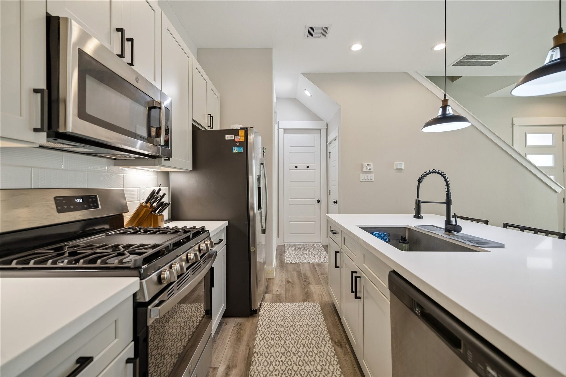 1193 W Tidwell Road, Houston, TX 77091 1193 W Tidwell Road, Houston, TX 77091