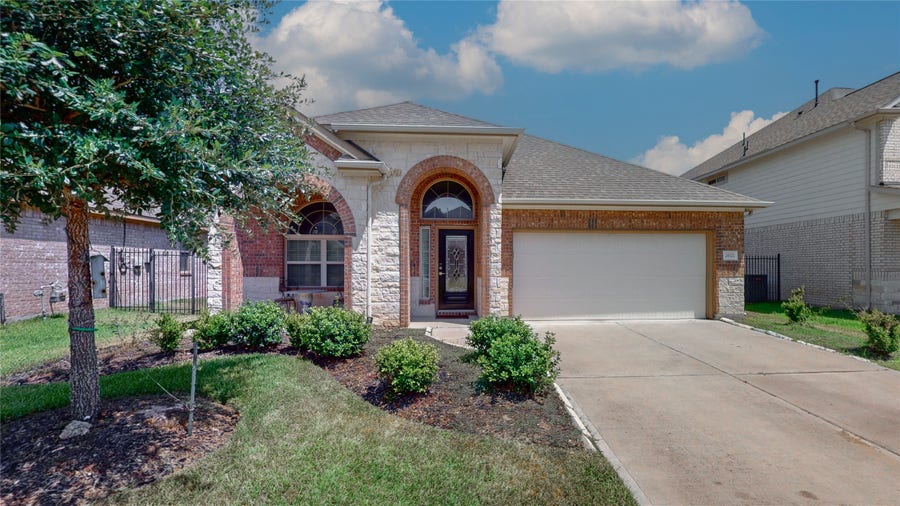 Property photo for 24322 Kee Cresta Court, Katy, TX