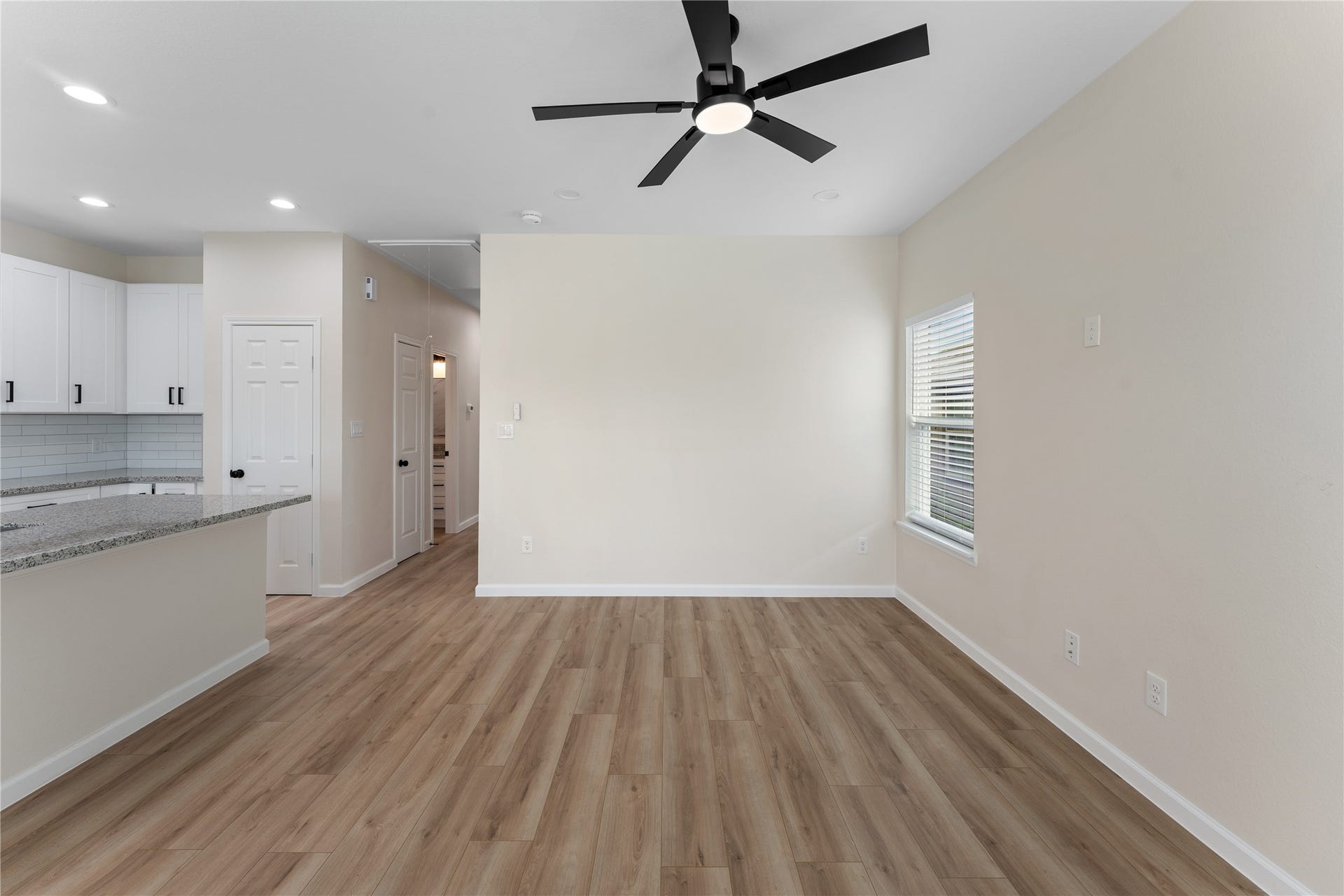 5323 Groveton Street, Houston, TX 77033 5323 Groveton Street, Houston, TX 77033