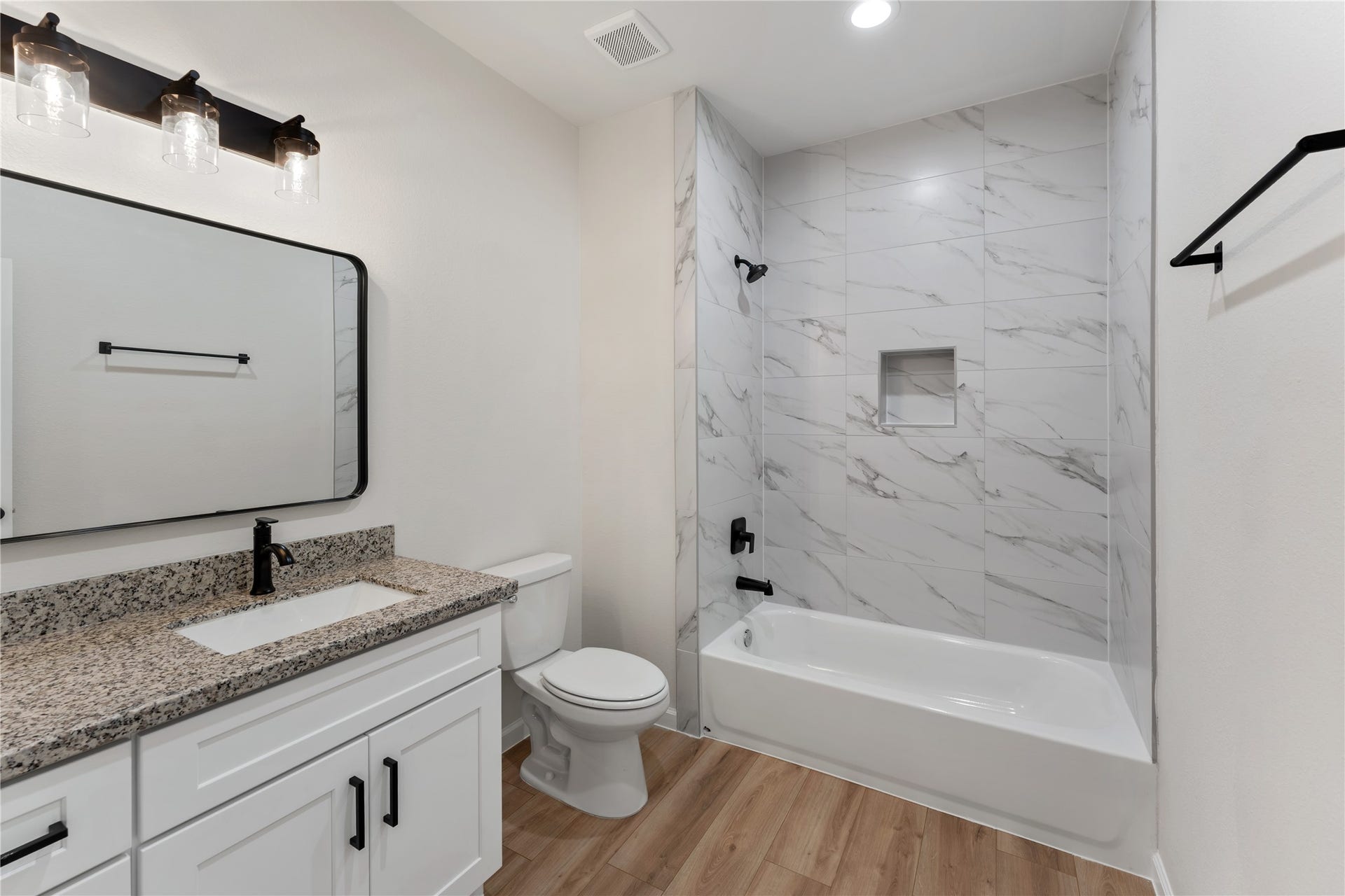 5323 Groveton Street, Houston, TX 77033 5323 Groveton Street, Houston, TX 77033